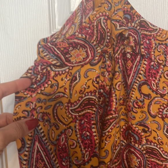 HOLLISTER PAISLEY COLD SHOULDER DRESS - SIZE LARGE - Picture 6 of 7